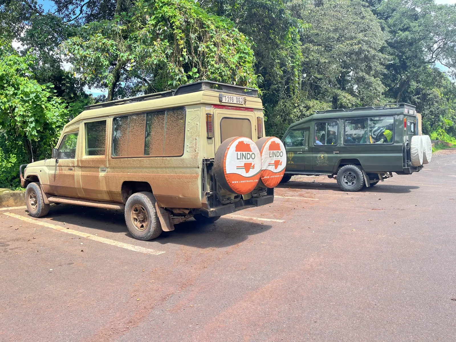 Vehicle – Tanzania Safari with Lindo Travel & Tours